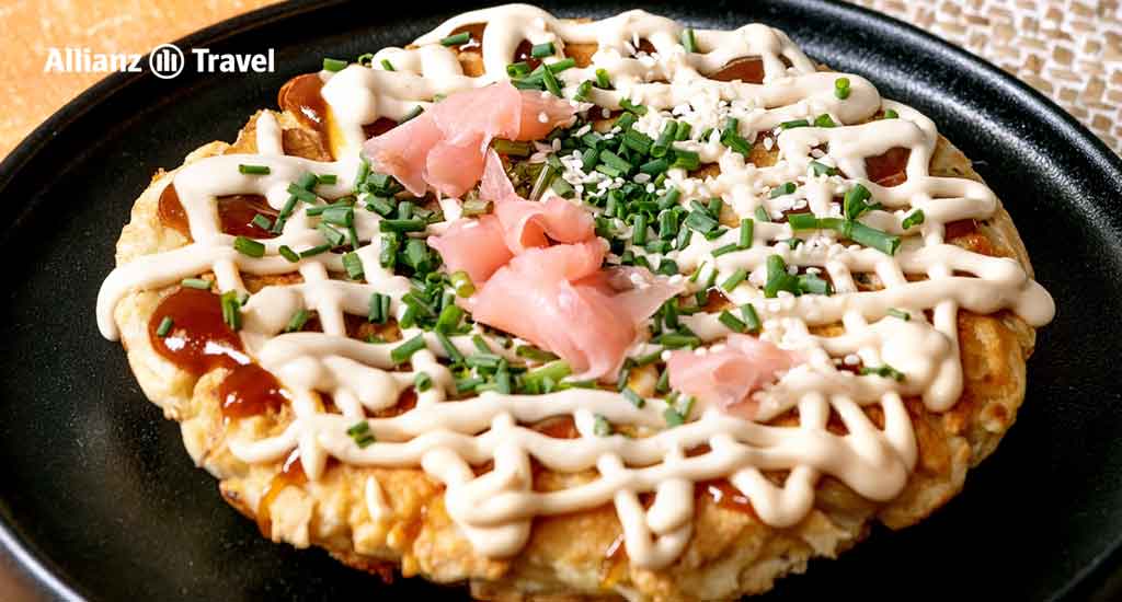 อาหารโอซาก้า โอโคโนมิยากิ (Okonomiyaki) 