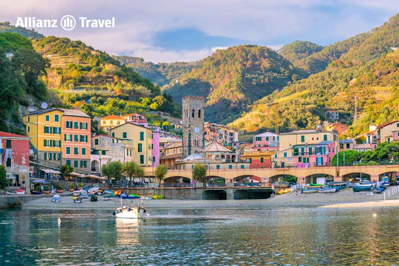 หมู่บ้านมอนเตรอสโซ อัล มาเร (Monterosso al Mare)