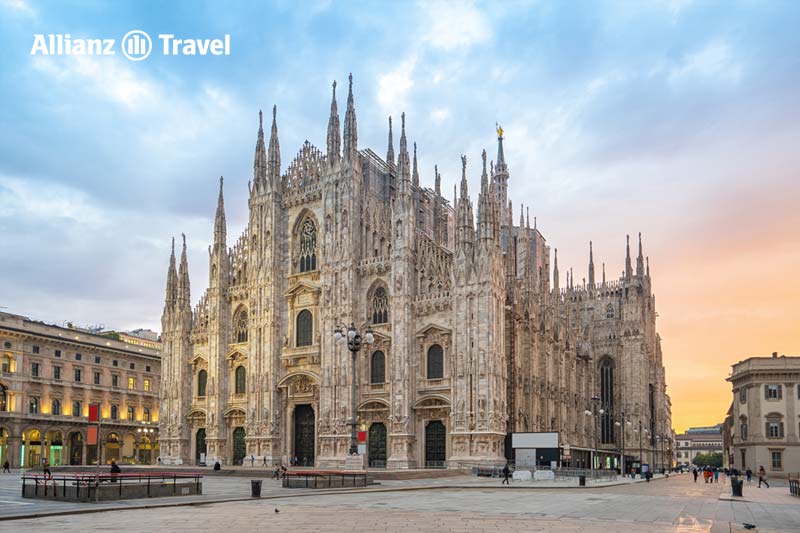 มหาวิหารดูโอโม (Duomo di Milano)